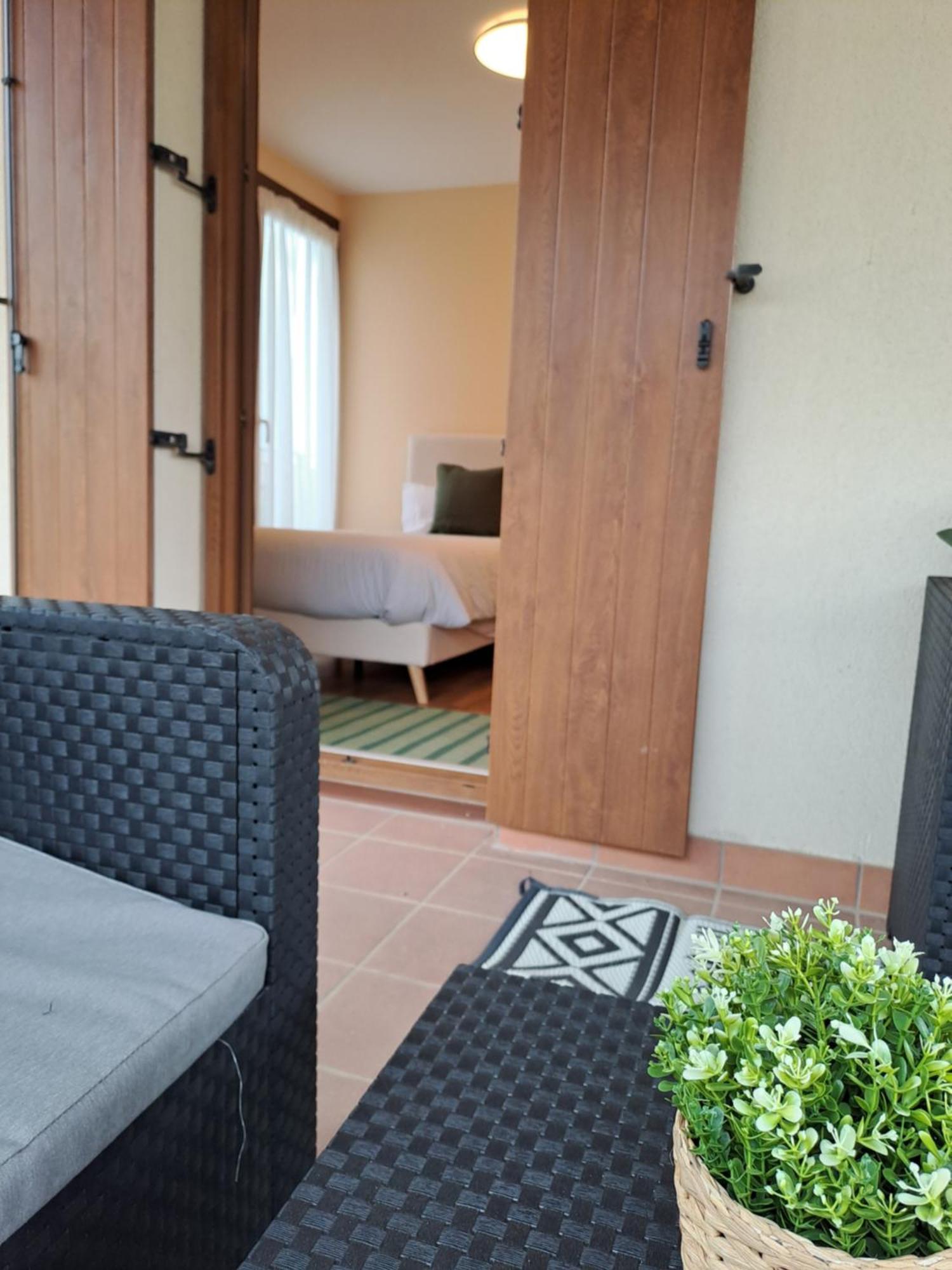Casa Rural Torreblanca Urroz ภายนอก รูปภาพ