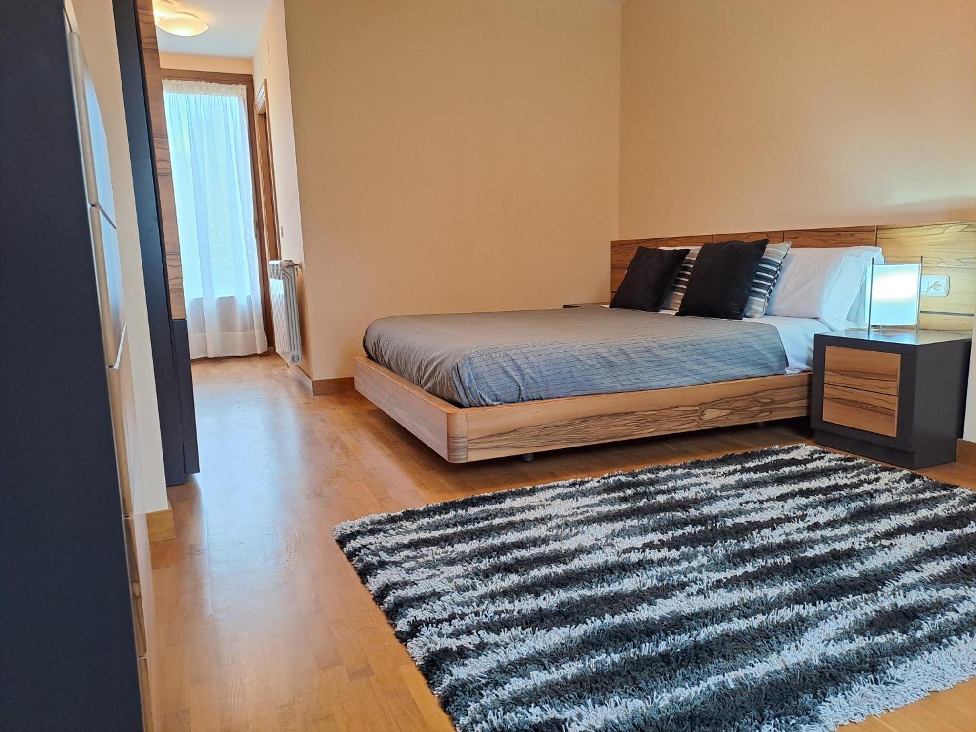 Casa Rural Torreblanca Urroz ภายนอก รูปภาพ