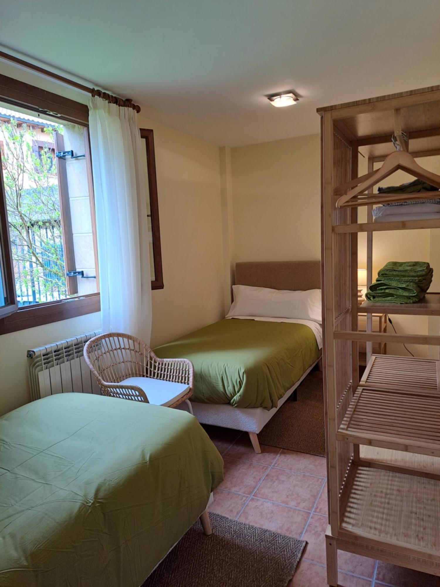 Casa Rural Torreblanca Urroz ภายนอก รูปภาพ
