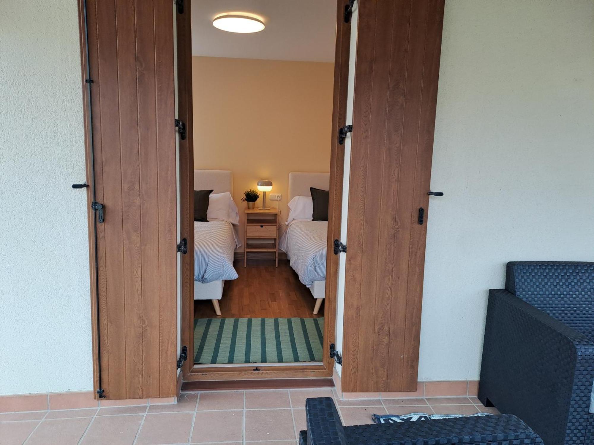 Casa Rural Torreblanca Urroz ภายนอก รูปภาพ