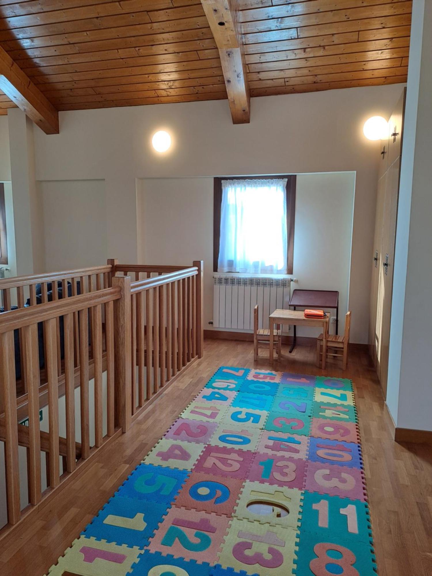 Casa Rural Torreblanca Urroz ภายนอก รูปภาพ