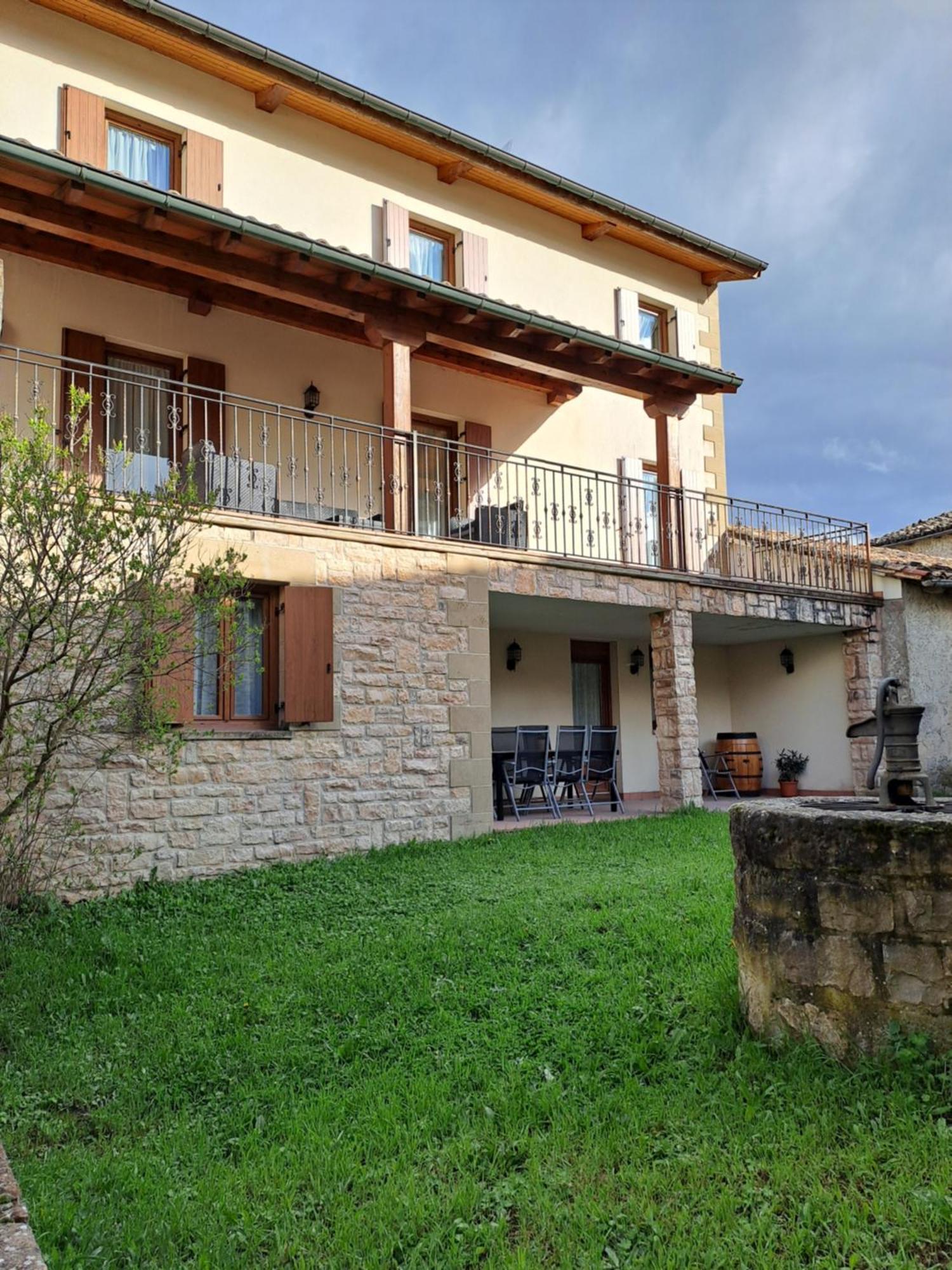 Casa Rural Torreblanca Urroz ภายนอก รูปภาพ